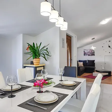 New Apartman Luma Pula City Center Appartamento